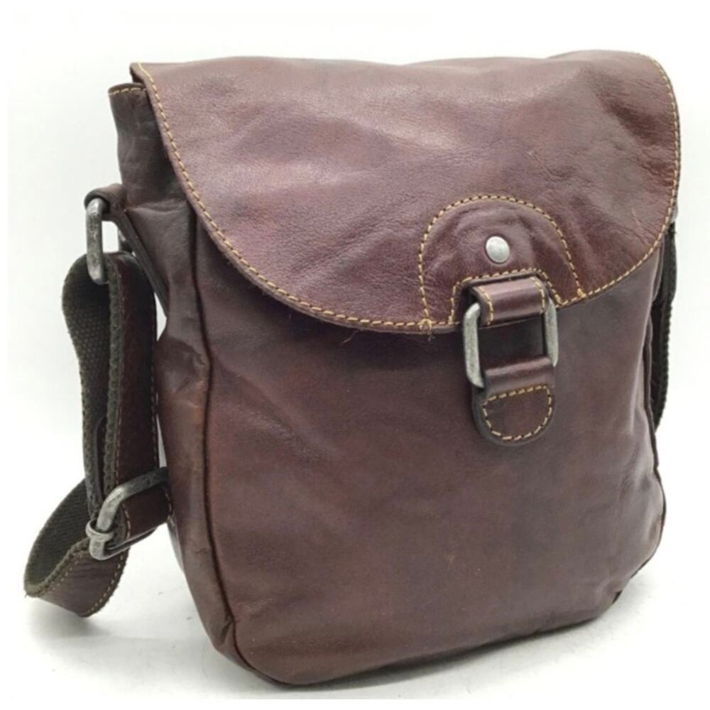 JACK GEORGES BUFFALO LEATHER VOYAGER CROSSBODY BAG